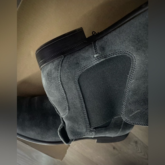 JOHN VARVATOS chelsea authentic suede boots - Picture 3 of 6